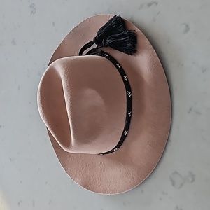 American Eagle Outfitters Hat